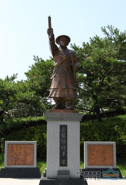 독도수호에 몸 바치다 안용복(安龍福)